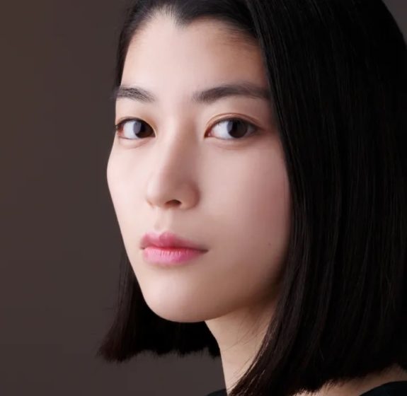 【画像探訪 492】女優の「成海璃子」さんの高画質で壁紙や待ち受けok画像 33枚 #成海璃子 / NoBoNoBoN